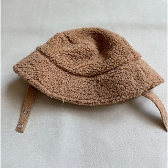 H&M Toddler Faux Sherpa Hat 1-2 YRS - Picture 1 of 5